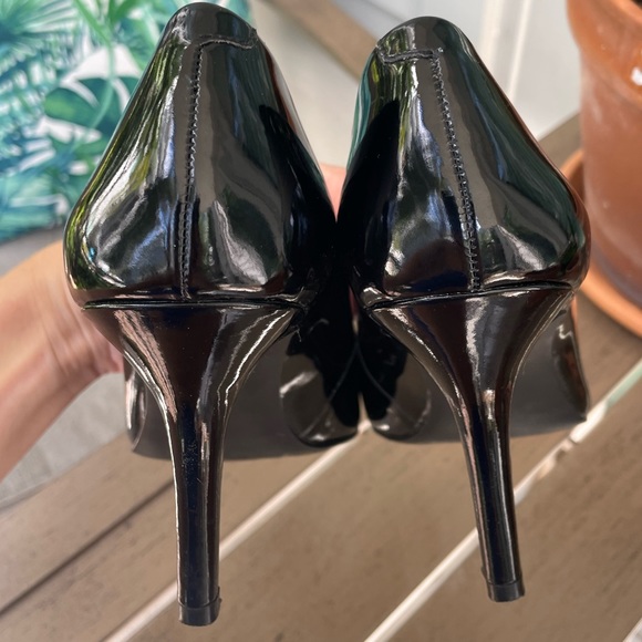 BCBGeneration Heels - Picture 5 of 15